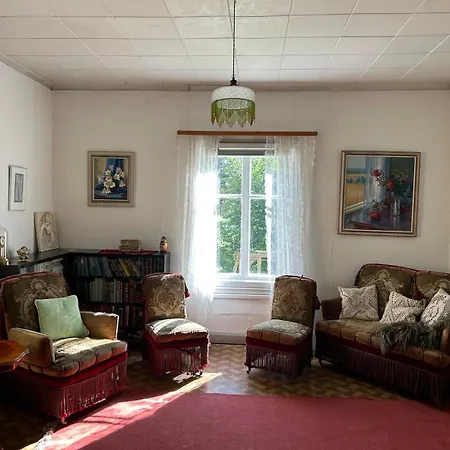 Tunnelmallinen Maalaistaloelaemys Ferienhaus *