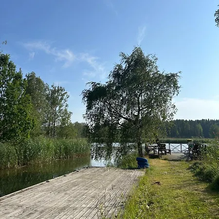 Tunnelmallinen Maalaistaloelaemys Ferienhaus