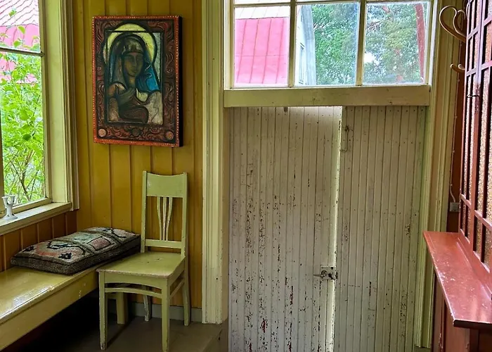 Atmoshperic Countryside House *