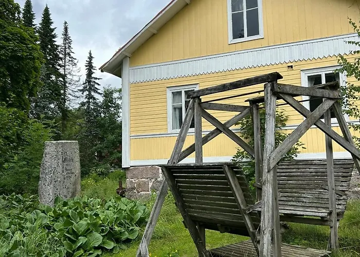 Atmoshperic Countryside House